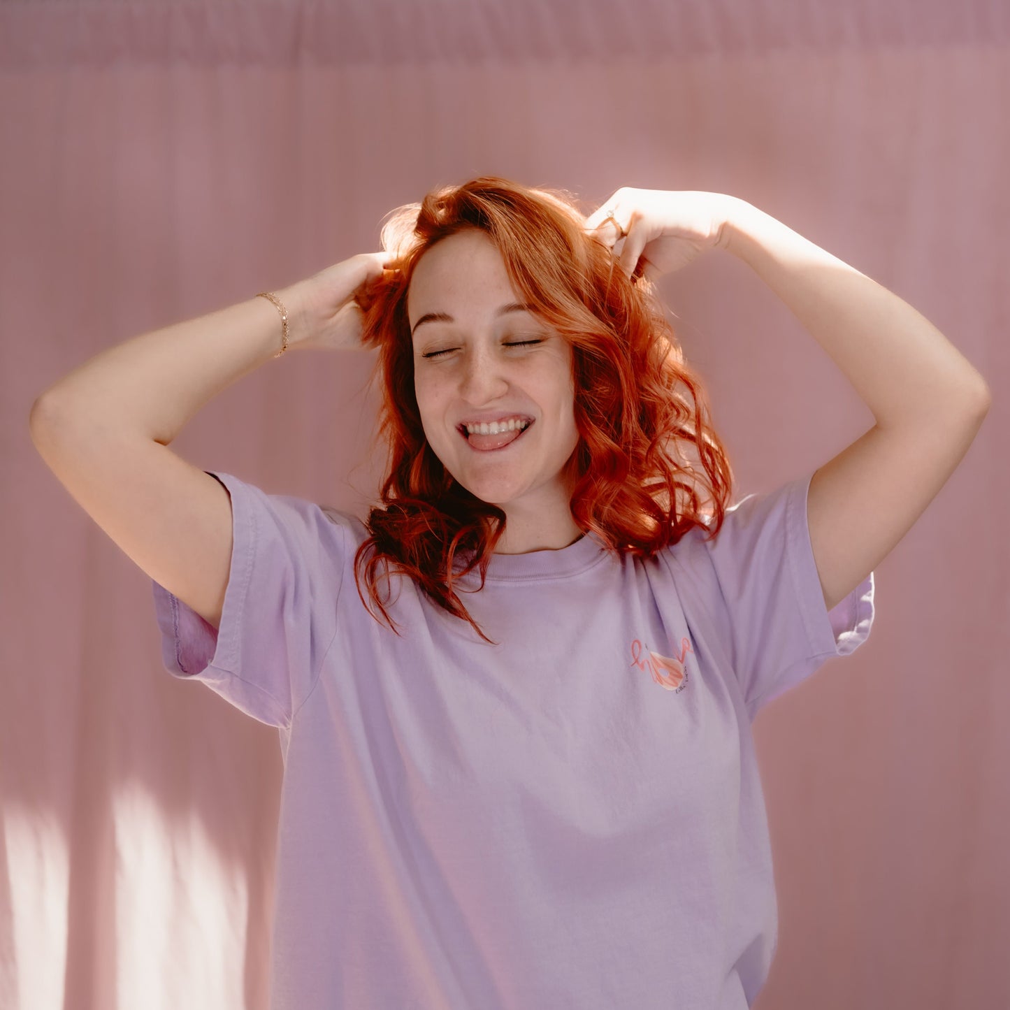 A HOLE Lotta Donuts Merch - T-Shirt